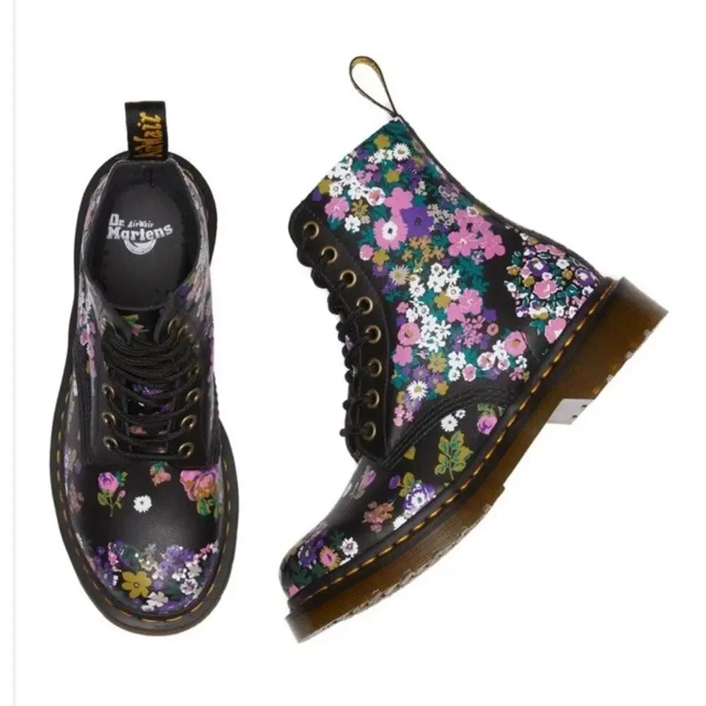 Dr. Martens 1460 Pascal Vintage Floral Leather Combat Boots Black US 7